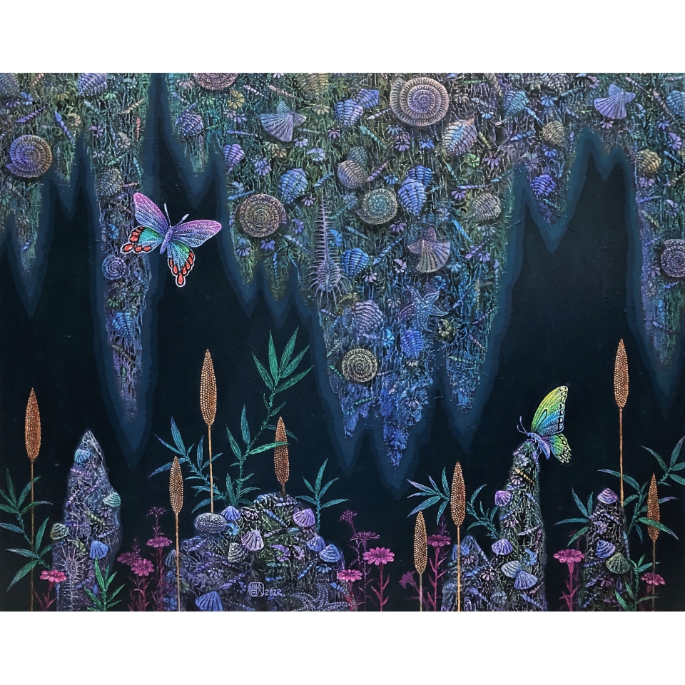 有彩蝶的化石風景